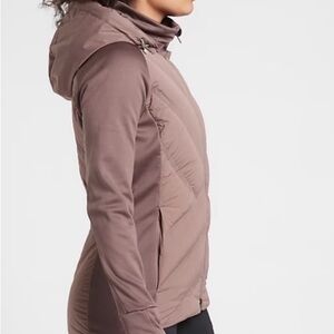 Athleta Women's Inlet Down Hooded Puffer Jacket